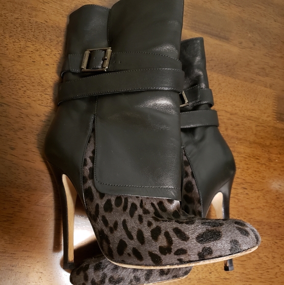 Boots - Picture 9 of 10